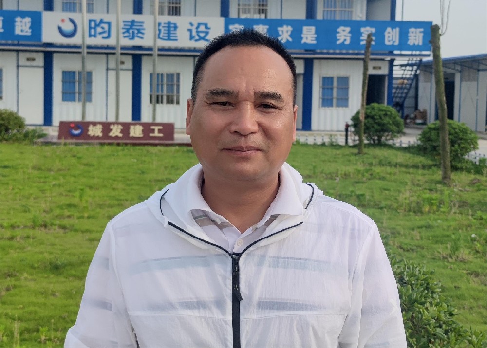 【44118太阳成城集团故事】走进技术负责人曾庆海的一天(一)